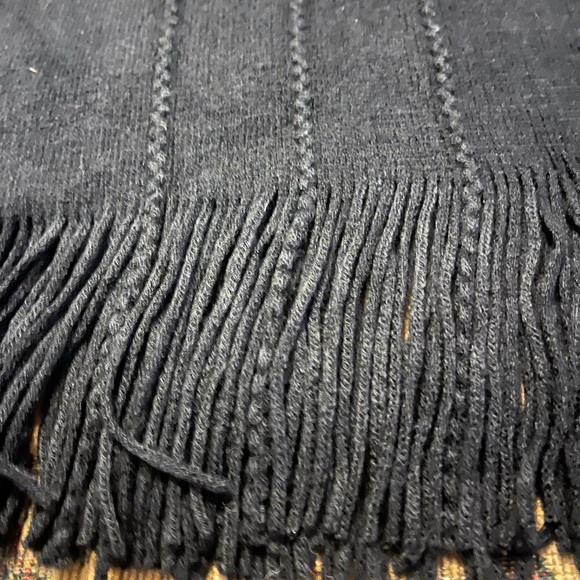 BLACK Shawl Cape with Fringe!! - Picture 6 of 7